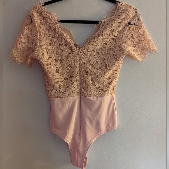 NWT Boohoo Premium Eyelash Lace Bodysuit Rose, Small - Picture 5 of 5